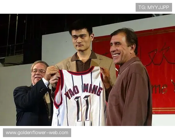 姚明:中国篮球的传奇巨星与国际篮球舞台的象征 姚明:中国篮球的传奇巨星与国际篮球舞台的象征